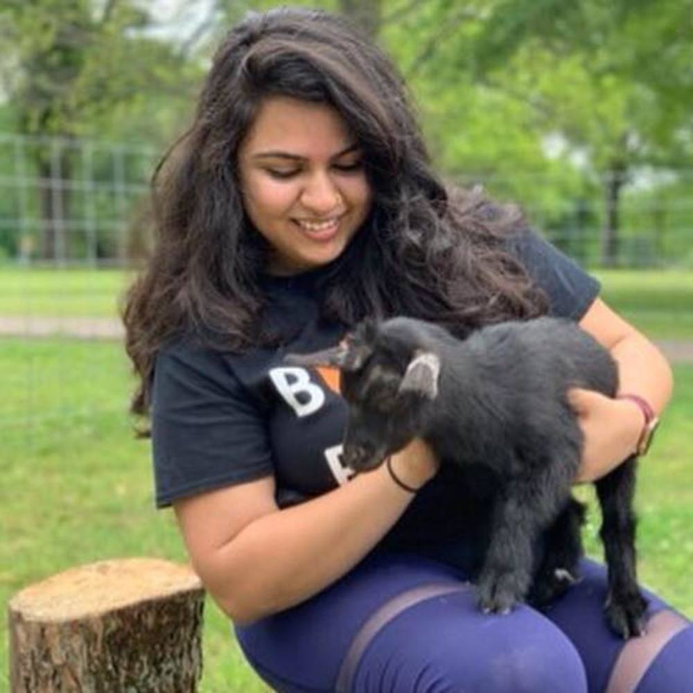 Meet your Posher, Zeenat